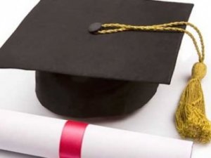 Üniversiteden 84 yaşında mezun olacak