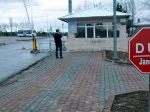 Cezaevinde akıl almaz olay