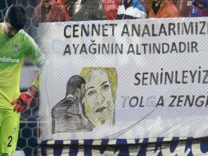 Avni Aker'de Tolga Zengin tezahüratları yapıldı