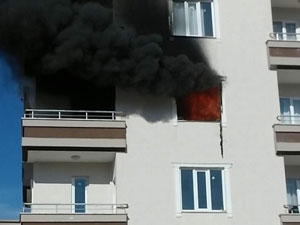 Öğrenci evinde dehşet