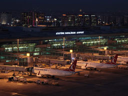 Atatürk Havalimanı Işıklarını Kapatıyor
