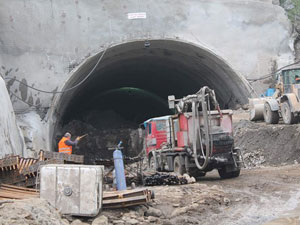 Trabzon'a 5 tünel 6 köprü