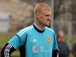 Futbolcunun kirasını ödeyecek parası yok!