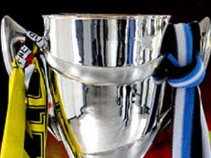 Kürsüden ‘kupa’ göndermeleri