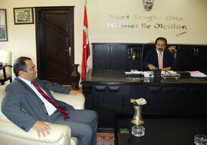 Yaptırdı ama açılışa gelmedi