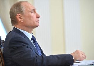 Putin hasta iken bile durmuyor