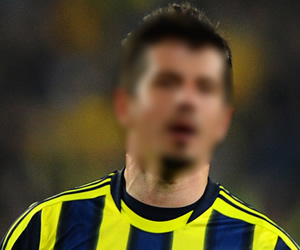 Rizesporlu Taraftarlar, Emre Belözoğlu'nu Protesto Etti