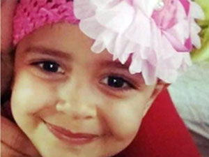 Perde ipine dolanan çocuğun acı sonu