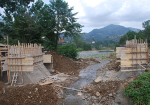 Selin yıktığı köprüler yenileniyor