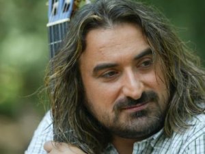 Batum Volkan Konak afişleriyle süslendi