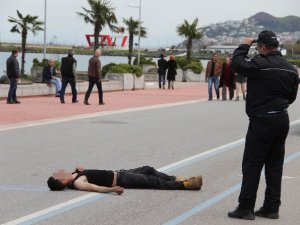 Samsunda' askere sokak ortasında darp!