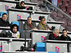 Basın çalışanları derbiye hazır