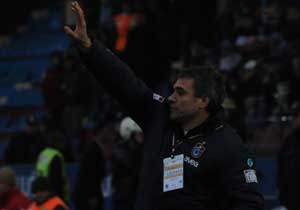 Ersun Yanal hedefi gösterdi