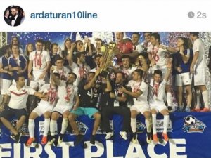 Arda Turan'dan Erdoğdu Lisesine tebrik