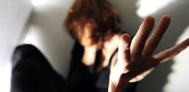 3 kişi nişanlısının gözü önünde tecavüz etti!