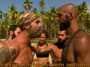 Survivor’da gönüllüler adasında kavga!