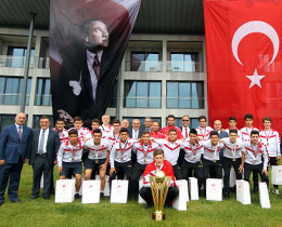 Şampiyon TFF'de
