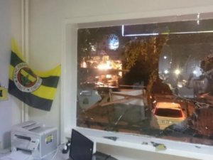 Fenerbahçe'ye döner bıçakları ile saldırı!