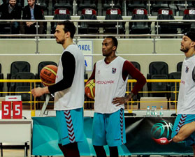 Trabzonspor Avrupa'da fırtına gibi