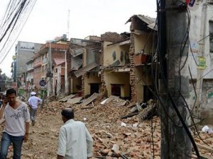 Nepal'de kazdıkça ceset fışkırıyor!