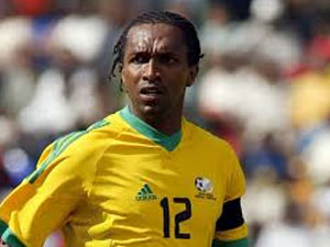 Ünlü futbocu son yolculuğuna uğurlandı