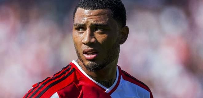 Kazım Kazım 2 yıl daha Feyenoord'da