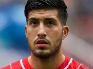 Yıldız futbolcu Trabzon forması giydi!