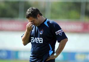 Yanal derbilerde zorlanıyor