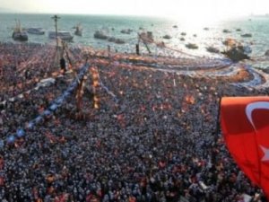 AK Parti'den Türk bayrağı kararı