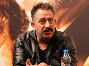 Cem Yılmaz'ın yeni filminin adı belli oldu