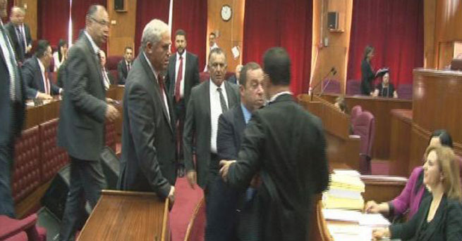 KKTC meclisinde gerginlik