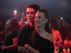 Medcezir'e bu hafta hangi iki ünlü konuk oluyor?