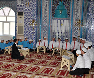 Gümüşhanede genç hatipler minbere hutbe yarışması