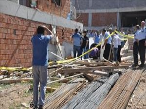 İskele çöktü: 1 ölü