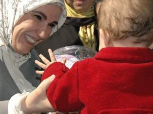Emine Erdoğan Tiran'da kreş açılışına katıldı