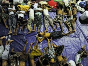 Arakan Müslümanları 4 gündür ac!