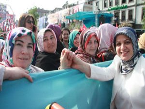 Trabzon’un Ayşe’si, Akşener’in yanında