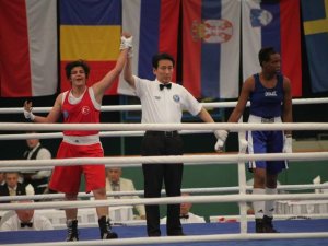 Trabzonlu dünya şampiyonu ringde