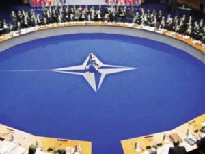 NATO Rusya'dan endişeli!