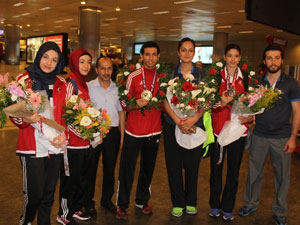 Tekvando'da madalyalar geldi