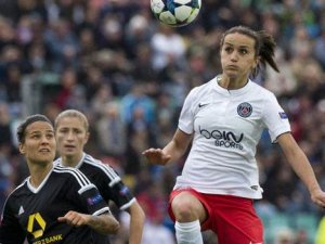 Hamile futbolcu şampiyonlar liginde!