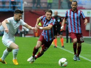Trabzonspor Avni Aker'de kral