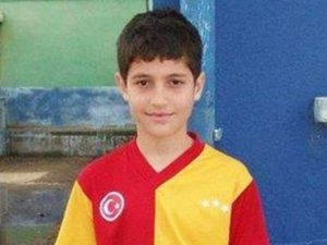 Genç futbolcu inşaattan düşerek öldü!
