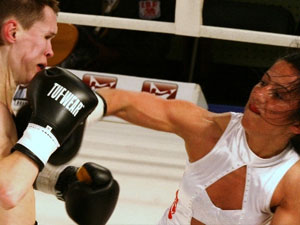 Dünya şampiyonu bokör geri dönüyor