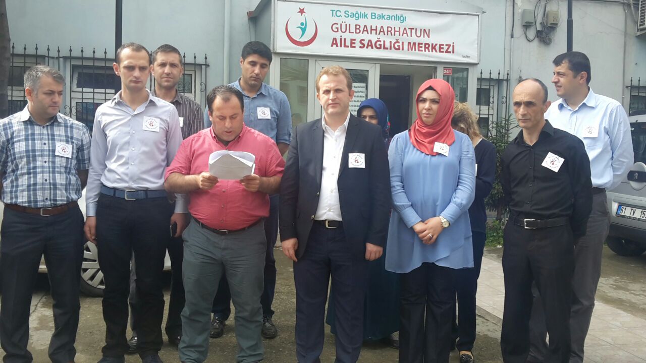 Trabzon'da sağlık çalışanları isyan etti