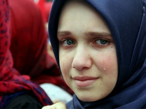 Cumhurbaşkanı okudu, o gözyaşı döktü