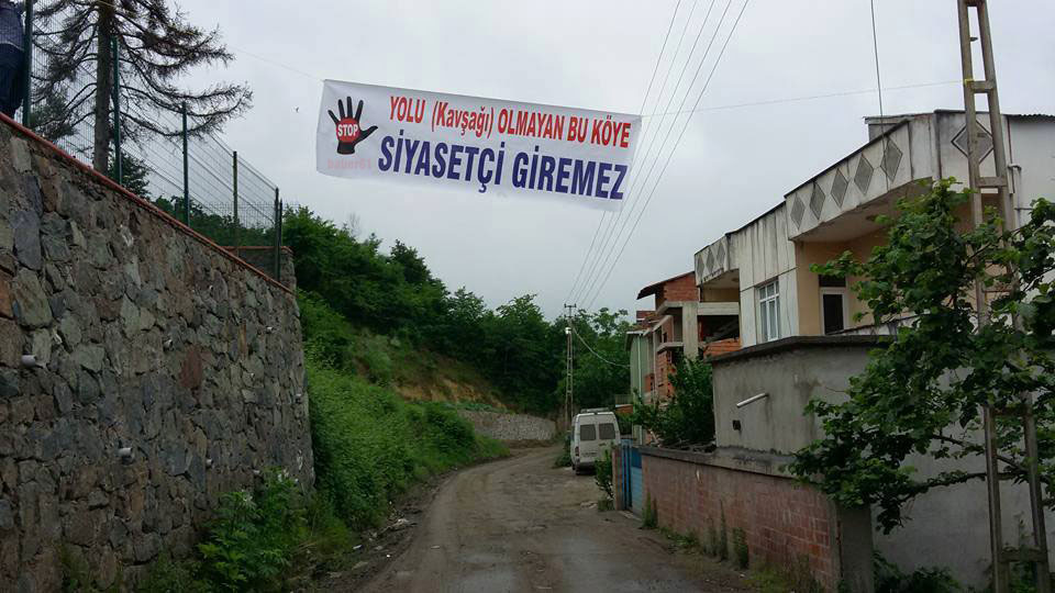 Arsin'de bu mahalleye siyasiler yasak