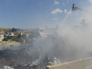 Sanayide korkutan yangın