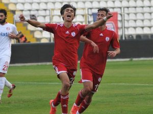 Trabzonspor'a bir Altınordulu daha!