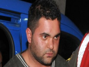 Özgecan'ın katiline eşi boşanma davası açtı!